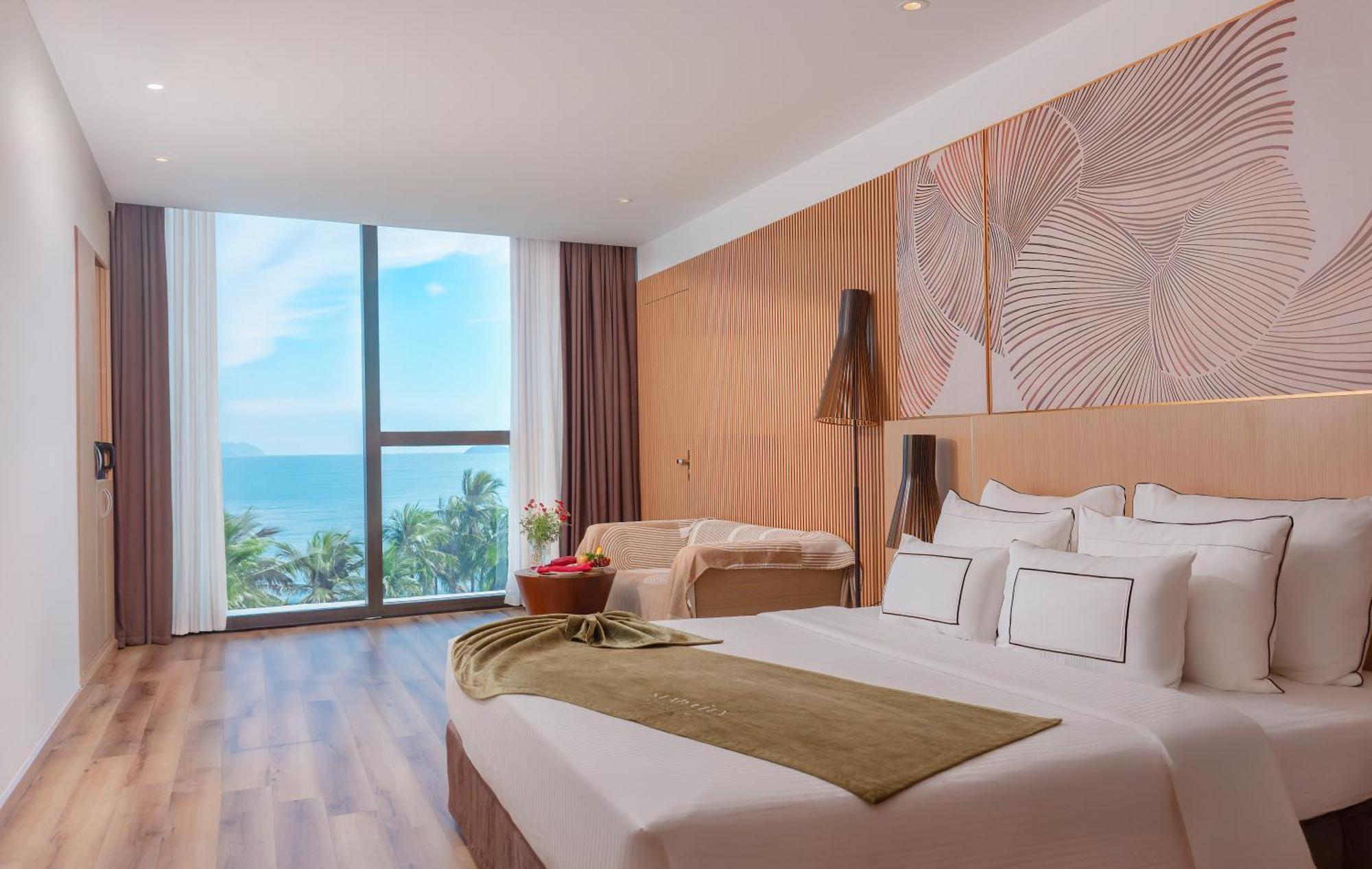 Starcity Hotel & Condotel Beachfront Nha Trang Exterior photo